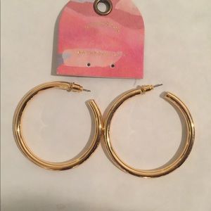 Anthropologie Sleek tube Hoop Earrings in gold tone 1.75”D